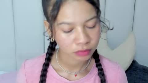 Snapshot of brithany_rousee chatting on February 20, 7:52 pm Brithany Rousee online show from February 20, 7:52 pm