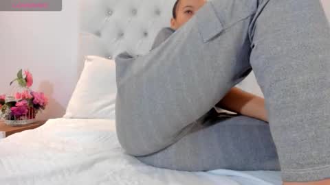 Snapshot of brithany_rousee chatting on September 10, 12:05 pm Brithany Rousee online show from September 10, 12:05 pm