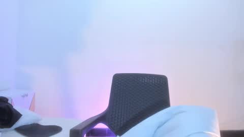Snapshot of brithany_rousee chatting on September 19, 7:14 pm Brithany Rousee online show from September 19, 7:14 pm