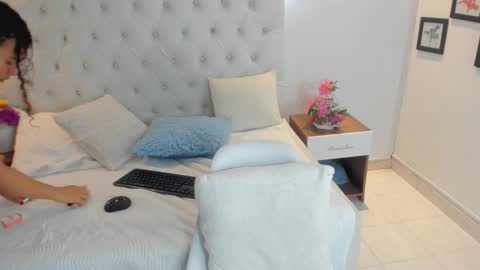 Snapshot of brithany_rousee chatting on October 1, 7:20 pm Brithany Rousee online show from October 1, 7:20 pm