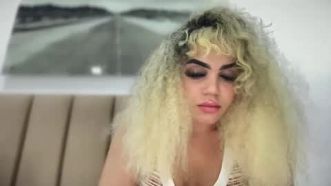 Snapshot of brithneysquirt chatting on October 21, 7:42 am brithneysquirt online show from October 21, 7:42 am