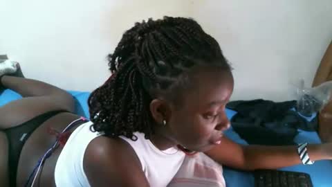 leccie online show from February 16, 7:59 am