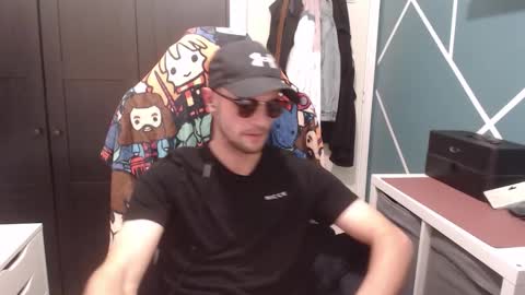 britishbigdick_ online show from October 23, 6:17 pm