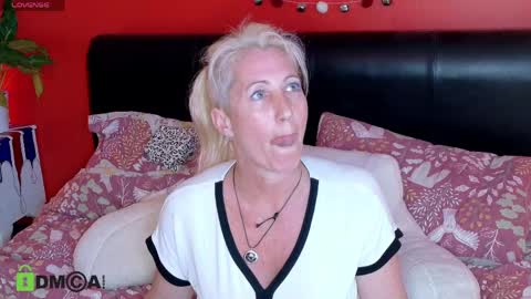 Lady Annabelle Montgomery online show from April 29, 9:54 pm