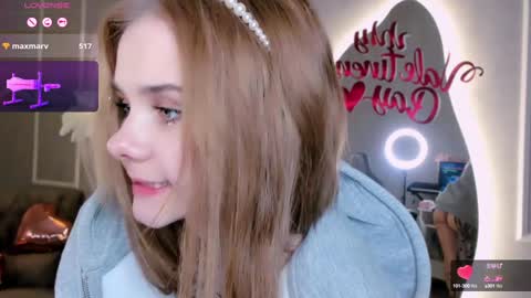 Britney online show from February 5, 12:10 am