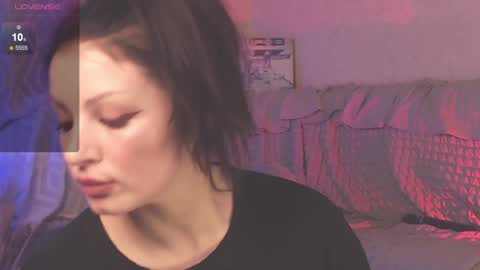 Snapshot of britneybarker chatting on December 30, 5:15 am britneybarker online show from December 30, 5:15 am