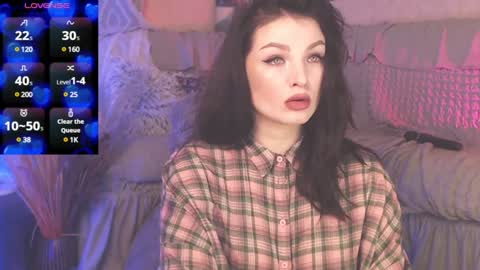 Snapshot of britneybarker chatting on December 31, 2:51 am britneybarker online show from December 31, 2:51 am