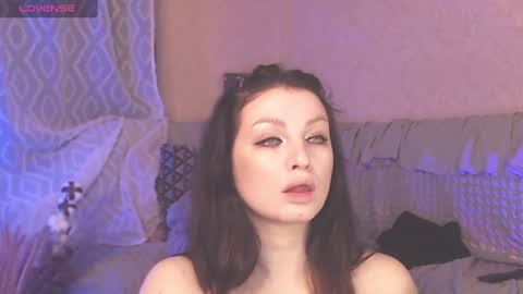 Snapshot of britneybarker chatting on January 11, 3:02 am britneybarker online show from January 11, 3:02 am