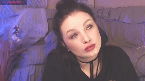 Snapshot of britneybarker chatting on January 16, 1:27 am britneybarker online show from January 16, 1:27 am