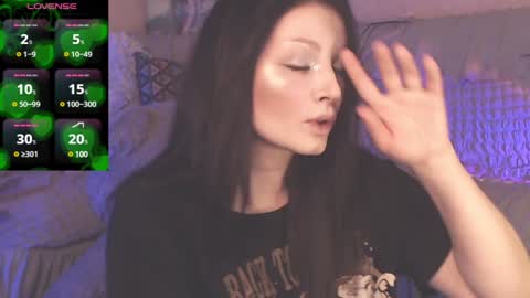 Snapshot of britneybarker chatting on January 20, 2:53 am britneybarker online show from January 20, 2:53 am