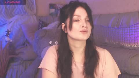 Snapshot of britneybarker chatting on January 30, 12:50 am britneybarker online show from January 30, 12:50 am