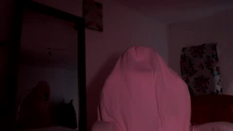 Britney online show from April 19, 5:51 am