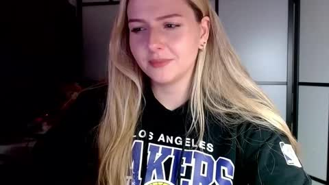 BritneyGlow online show from December 1, 7:36 pm