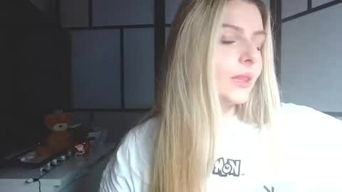 BritneyGlow online show from December 9, 9:48 pm