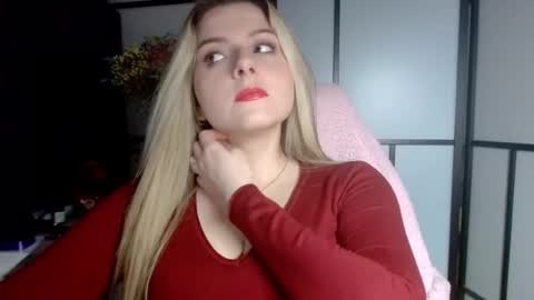 BritneyGlow online show from December 23, 5:00 pm