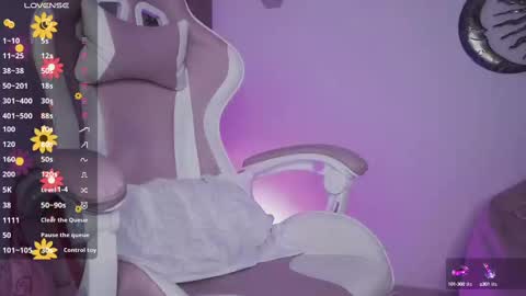 britt grey online show from March 10, 11:27 pm