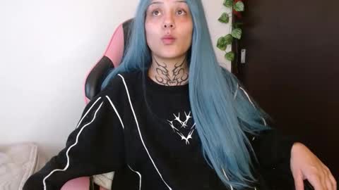 maru miaw   Please help me to reach 100 thumbs up online show from March 13, 7:09 pm