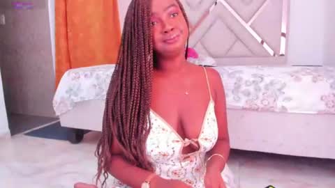Snapshot of brittanyjhonnns chatting on July 2, 6:52 am brittany 25 years old happy as a worm online show from July 2, 6:52 am