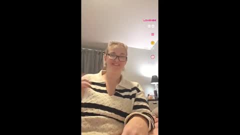 brkenprincess81 online show from September 10, 4:23 am