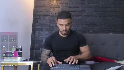 brock_hurn online show from December 20, 10:06 pm