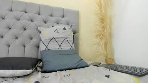 brock_hurn online show from April 21, 1:42 am