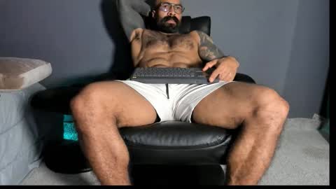 Snapshot of brockhurn_ chatting on October 17, 11:51 pm brockhurn_ online show from October 17, 11:51 pm