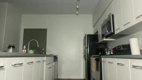 Snapshot of brodybiggs chatting on October 3, 1:02 am Brody Biggs online show from October 3, 1:02 am