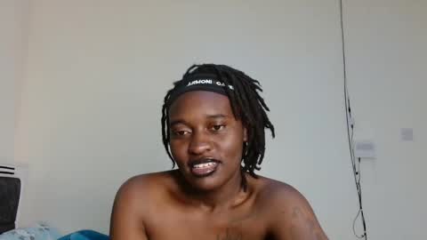 broken_haloo online show from March 5, 10:44 am