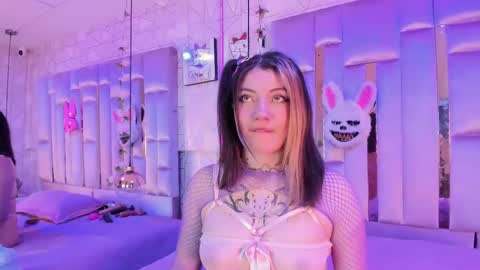 Snapshot of broklin_white23 chatting on February 27, 1:07 pm online show from February 27, 1:07 pm