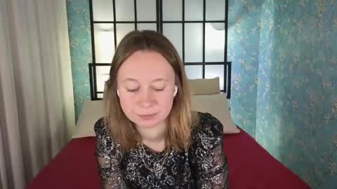 Brooke online show from November 4, 9:03 pm