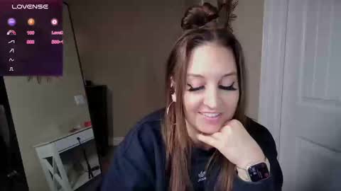 brookebee online show from December 7, 3:04 am