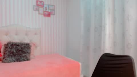 Snapshot of brooklove_doll chatting on December 3, 4:03 am Brook Loves online show from December 3, 4:03 am