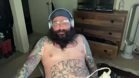 Snapshot of brooklyndreamer chatting on June 10, 1:39 am Brooklyn Dreamer online show from June 10, 1:39 am