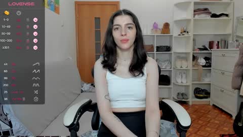 broosnica1 online show from April 15, 7:15 am