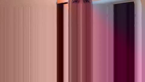 Snapshot of broski754970 chatting on October 22, 10:37 am broski754970 online show from October 22, 10:37 am