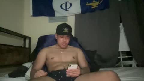 Snapshot of broslidex chatting on April 30, 4:41 am bronoslide online show from April 30, 4:41 am