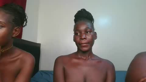 Snapshot of brown_sugar4 chatting on May 13, 5:27 am brown_sugar4 online show from May 13, 5:27 am