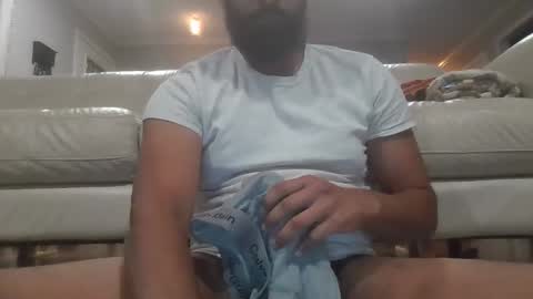 brownbd32 online show from November 21, 5:28 am