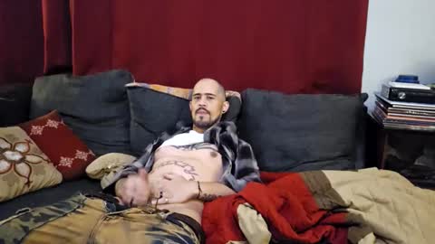 brownboyt online show from November 30, 11:42 pm