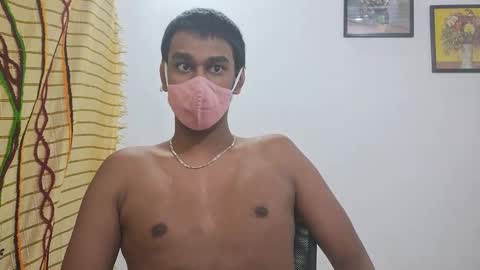 brownguy2505 online show from December 15, 11:42 pm