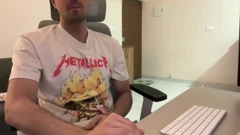 brownmeverick online show from April 3, 6:06 pm