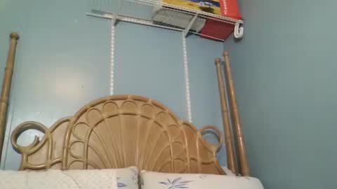 EtherealLilac online show from September 16, 1:34 pm