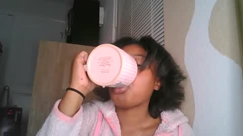 Brownsuagrcutie online show from October 23, 1:38 am