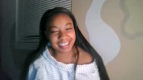 Brownsuagrcutie online show from May 9, 2:50 am