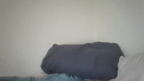 Snapshot of bruc12168 chatting on April 12, 5:07 pm Bruc12168 fit slim new makemecum bigdick edging online show from April 12, 5:07 pm