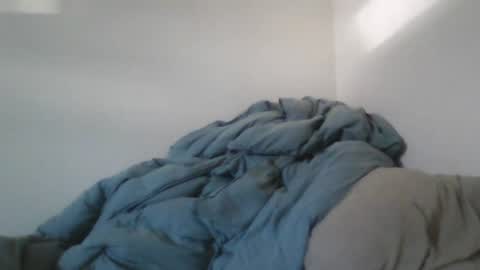 Snapshot of bruc12168 chatting on July 2, 11:49 am Bruc12168 fit slim new makemecum bigdick edging online show from July 2, 11:49 am