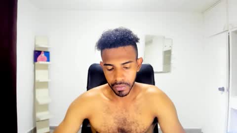 bruce_1111 online show from September 19, 7:25 pm