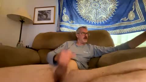 Bruce online show from October 6, 3:09 pm