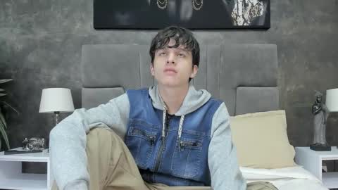 Bruce Hans online show from October 12, 11:42 am