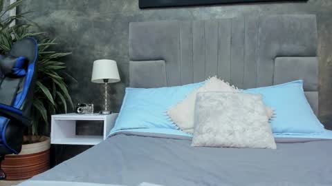 Bruce Hans online show from October 23, 11:42 am